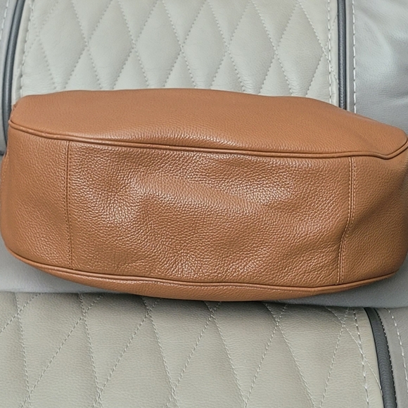 Coach Harley Hobo In Pebble Leather Gold/Brown F38259 - Picture 8 of 16